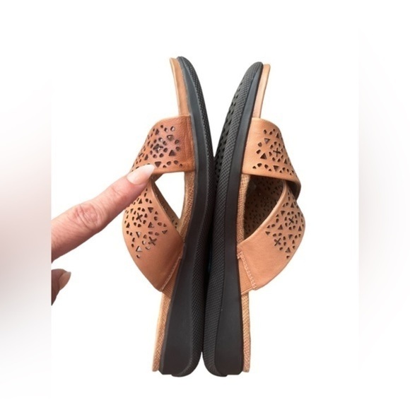 SoftWalk Tillman Sandal Tan Soft Nappa Leather Size 9.5 - Picture 5 of 6